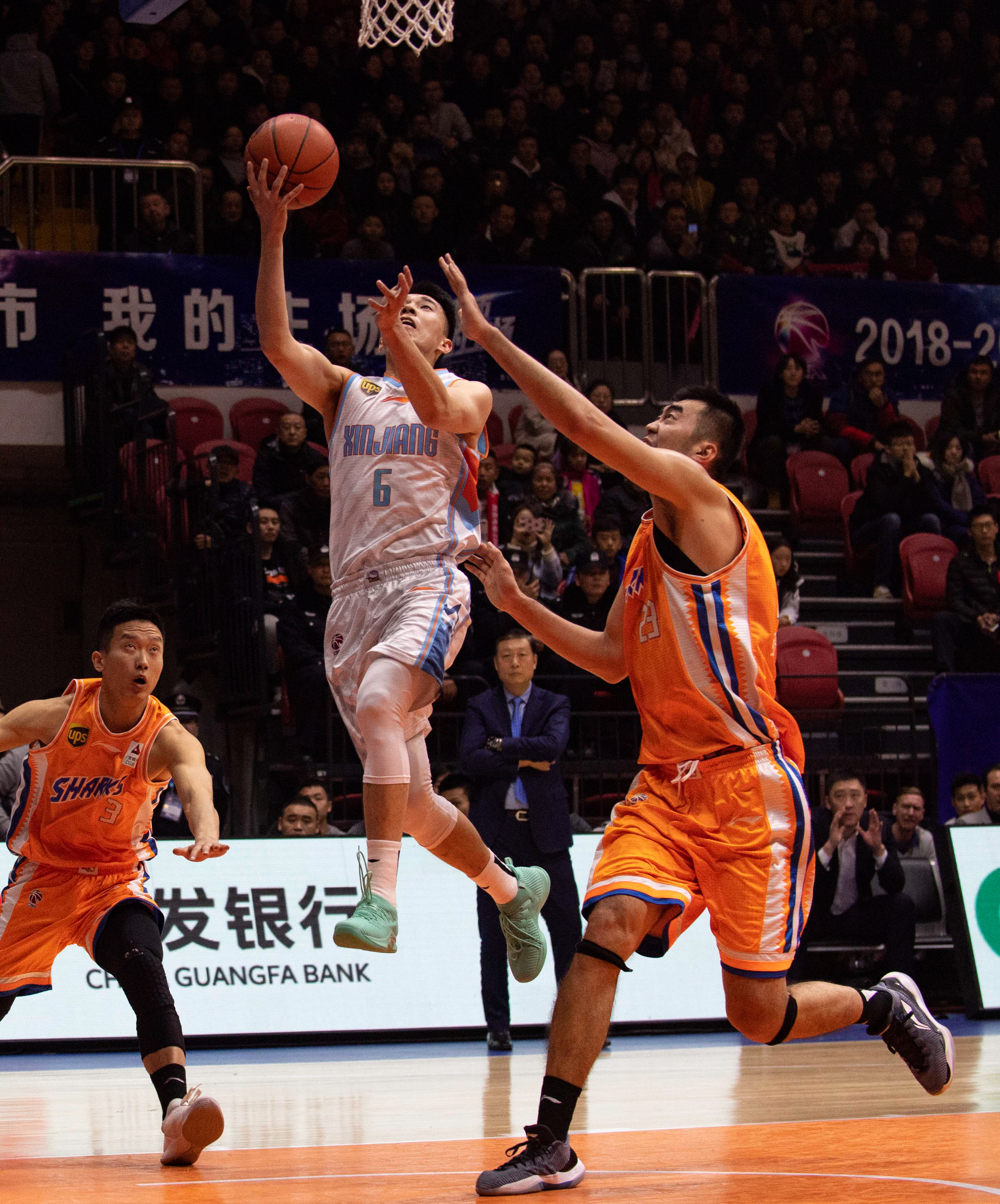 二点球的连 二点球的连